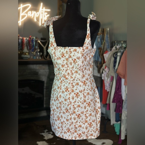Altar’d State White Floral Dress - Picture 3 of 6